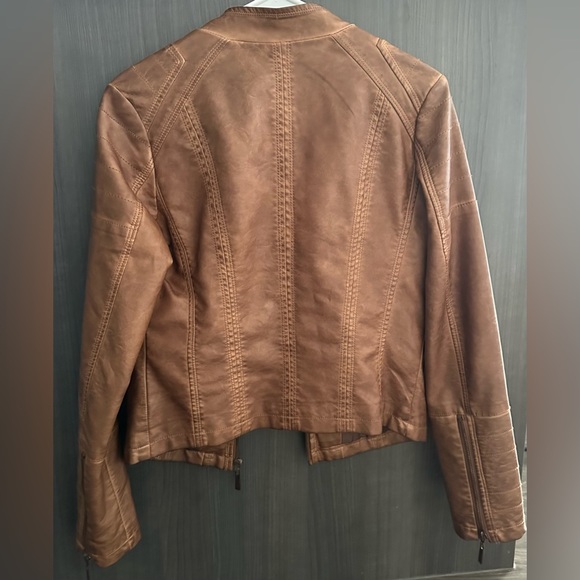 JOU JOU Faux Leather Jacket - Picture 3 of 9